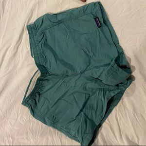 Patagonia women’s baggie shorts
